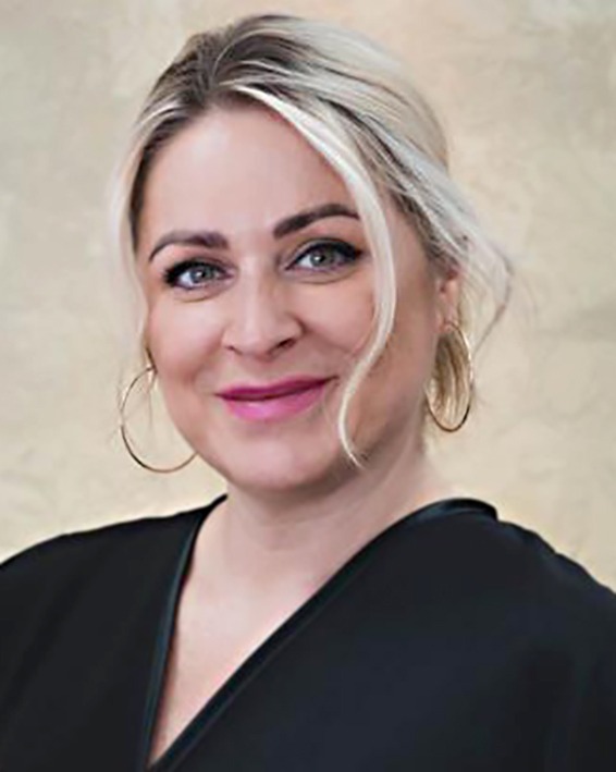 Elena Moravcová